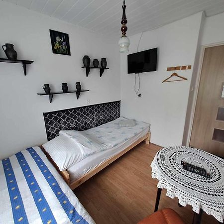 Pokoje Goscinne U Marysi Nowy Sacz Luaran gambar
